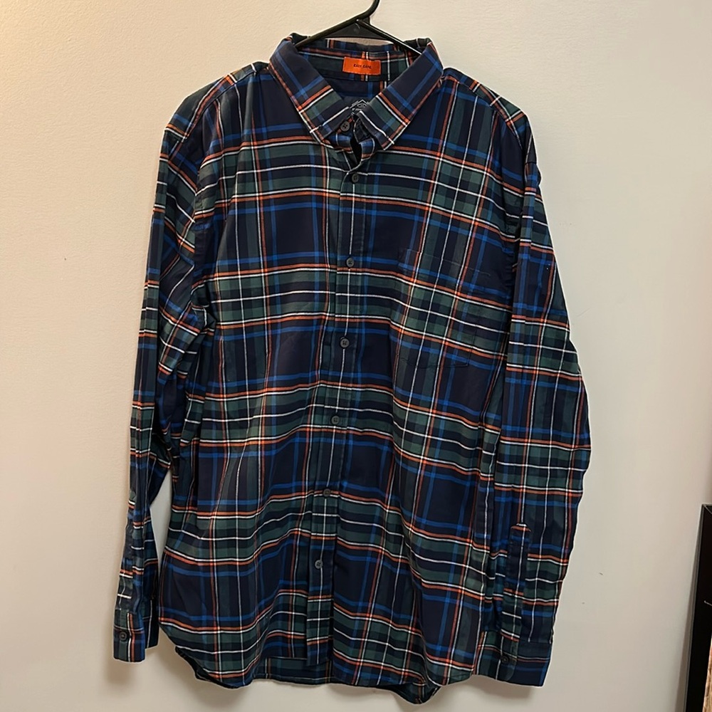 St. John’s Bay Men’s Plaid Long Sleeve Button Down Shirt Size XL